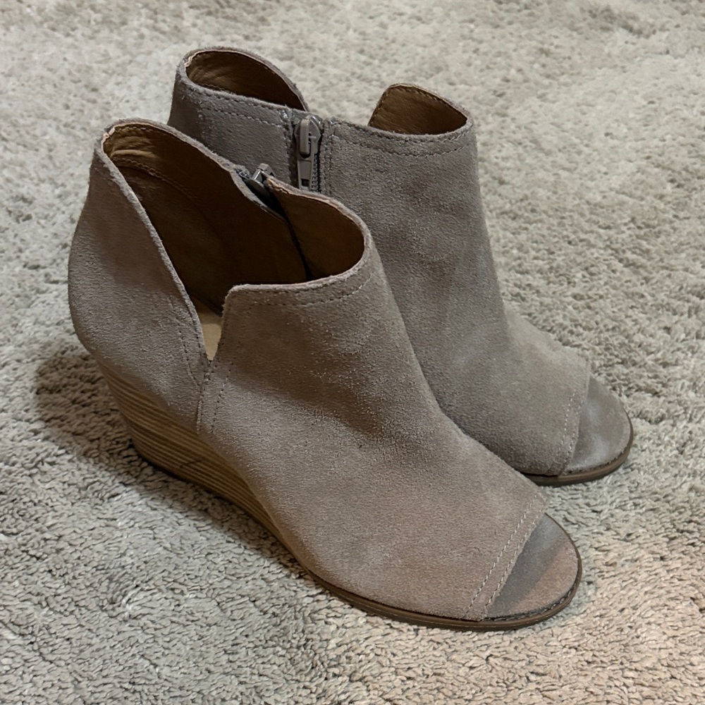 Lucky Brand Taupe Suede Wedge Peep Toe Booties